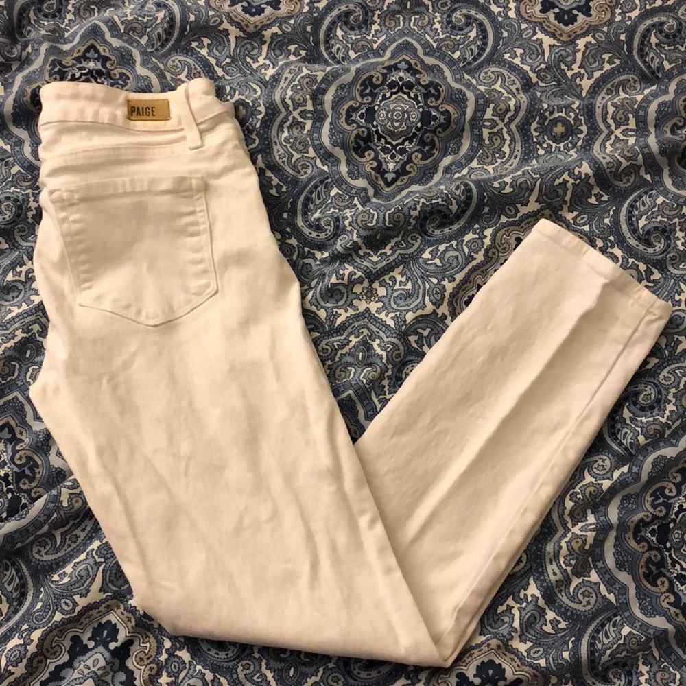 PAIGE white ankle jeans, size 26